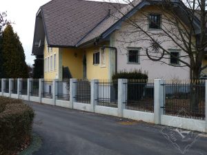 Kovana ograja